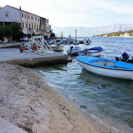 Appartement With A Parking Space Povlja, Brac - 8628 *